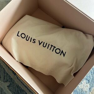 Louis Vuitton Avenue Slingback
